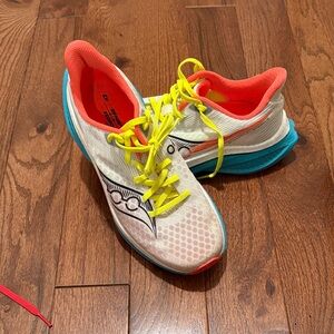 Saucony endorphin speed 5